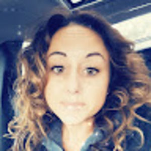 Meet your Posher, Holly